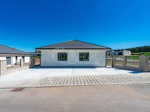 Prodej bytu 3+kk, Olešná, 68 m2