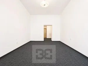 Pronájem bytu 1+1, Brno, Körnerova, 40 m2