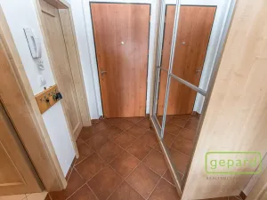 Pronájem bytu 3+kk, Praha, Nehvizdská, 69 m2