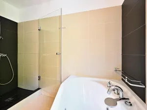 Prodej bytu 3+1, Praha - Košíře, Destinové, 79 m2