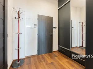 Prodej bytu 1+kk, Olomouc, Javoříčská, 72 m2