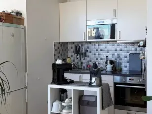 Pronájem bytu 2+kk, Praha - Hlubočepy, Voskovcova, 45 m2