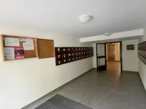 Pronájem bytu 2+kk, Praha - Braník, Vrbova, 52 m2