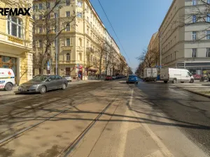 Pronájem bytu 2+1, Praha - Vinohrady, Korunní, 67 m2