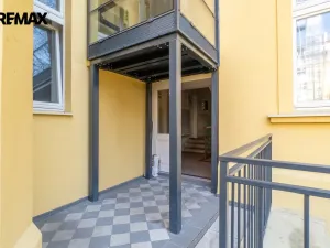 Pronájem bytu 2+1, Praha - Vinohrady, Korunní, 65 m2
