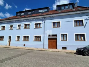 Prodej bytu 2+1, Uherské Hradiště, Rostislavova, 66 m2