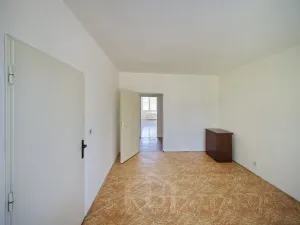 Prodej bytu 3+1, Jindřichův Hradec, sídliště Vajgar, 81 m2
