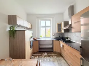 Prodej bytu 2+1, Pardubice, Teplého, 64 m2