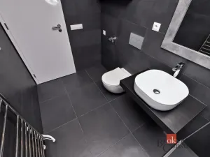 Pronájem bytu 2+kk, Praha - Dolní Chabry, Ústecká, 59 m2