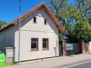 Prodej rodinného domu, Pečky - Velké Chvalovice, Pečecká, 75 m2