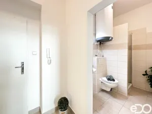 Pronájem bytu 2+kk, Jablonec nad Nisou, Fügnerova, 39 m2