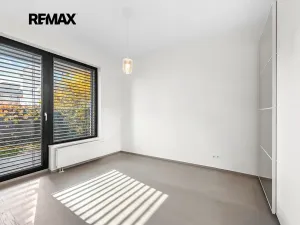 Pronájem bytu 2+kk, Praha - Jinonice, Kloudova, 50 m2