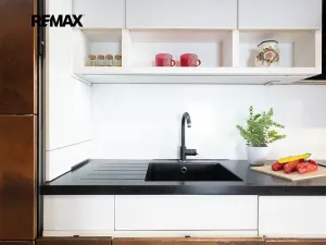 Prodej obchodního prostoru, Praha - Troja, Vřesová, 240 m2