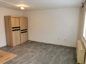 Pronájem bytu 1+kk, Pardubice - Polabiny, Kosmonautů, 27 m2