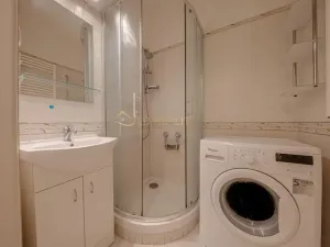 Prodej bytu 2+1, Olomouc, Blanická, 51 m2