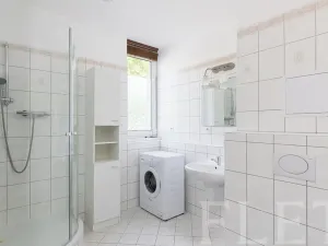 Prodej bytu 2+kk, Praha - Letňany, Zlonická, 51 m2