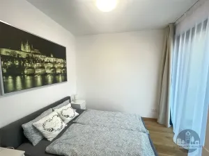 Pronájem bytu 2+kk, Praha - Košíře, Starokošířská, 40 m2