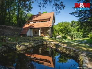Prodej rodinného domu, Chrášťany - Černíkovice, 236 m2