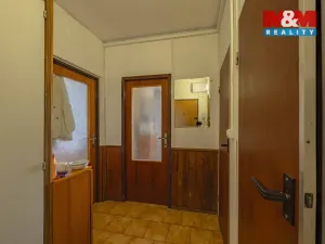 Pronájem bytu 1+1, Praha - Hostivař, plukovníka Mráze, 43 m2