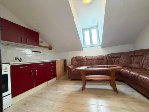 Pronájem bytu 2+kk, Praha - Libeň, Zenklova, 42 m2