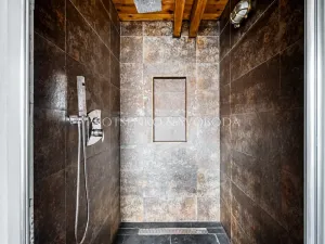 Prodej ubytování, Číměř, 650 m2