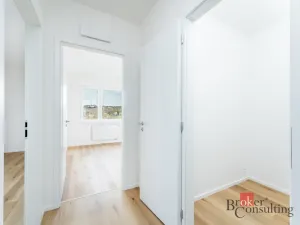 Pronájem bytu 3+kk, Praha - Hloubětín, Waltariho, 79 m2