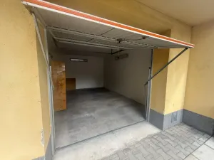 Pronájem garáže, Pardubice - Studánka, Dubinská, 23 m2