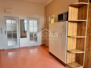 Pronájem bytu 2+1, Chomutov, náměstí Dr. Beneše, 60 m2