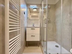 Pronájem bytu 2+kk, Praha, K Vystrkovu, 50 m2
