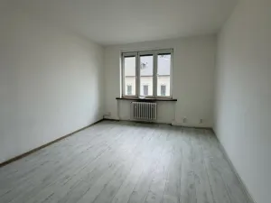 Pronájem bytu 2+1, Aš, Hlavní, 77 m2