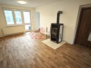 Pronájem bytu 3+1, Zlonice, Pippichova, 74 m2