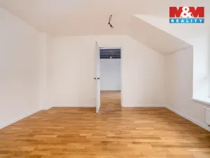 Prodej bytu 3+kk, Praha - Radlice, Na Farkáně III, 80 m2