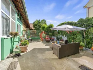 Prodej rodinného domu, Šakvice, Podzahrady, 288 m2