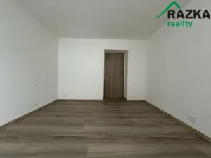 Pronájem bytu 2+1, Planá, Zahradní, 50 m2