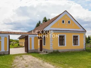 Prodej rodinného domu, Komárov, 450 m2