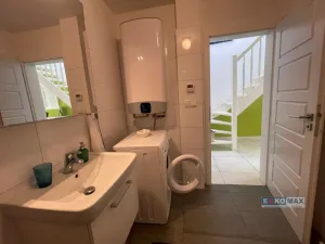 Prodej bytu 3+kk, Hlohovec, K zámečku, 79 m2