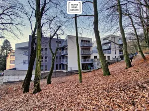 Prodej kanceláře, Karlovy Vary, Šumavská, 150 m2