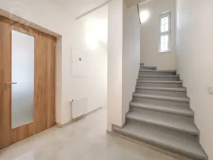 Pronájem rodinného domu, Praha - Radotín, Jaspisová, 100 m2