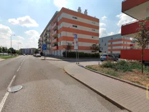Pronájem bytu 1+kk, Brno - Žebětín, Říčanská, 27 m2