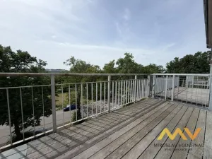 Pronájem bytu 1+kk, Hradec Králové - Nový Hradec Králové, Mrštíkova, 32 m2