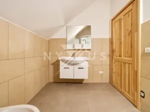Prodej rodinného domu, Černolice, Ke dvoru, 375 m2