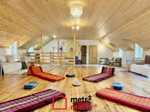 Prodej rodinného domu, Bouzov, 400 m2