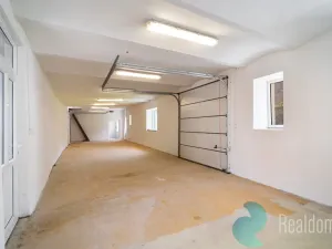 Prodej zemědělské usedlosti, Babice, 439 m2