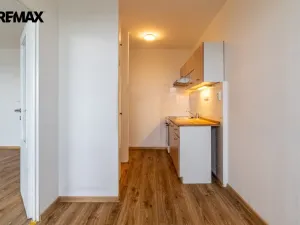 Pronájem bytu 3+1, Praha - Háje, Kupeckého, 70 m2