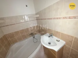Prodej bytu 2+1, Opava, Zacpalova, 64 m2