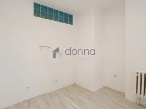 Pronájem bytu 4+kk, Praha, Kazašská, 107 m2