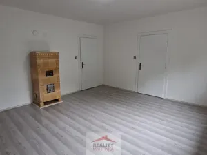 Pronájem bytu 2+1, Valašské Meziříčí - Krásno nad Bečvou, Zámecká, 75 m2