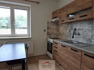 Pronájem bytu 2+1, Valašské Meziříčí - Krásno nad Bečvou, Zámecká, 75 m2