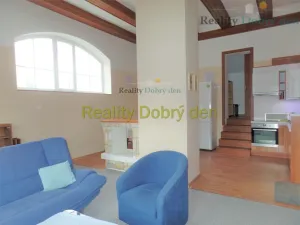 Pronájem bytu 2+kk, Opava, Hozovo nábřeží, 81 m2