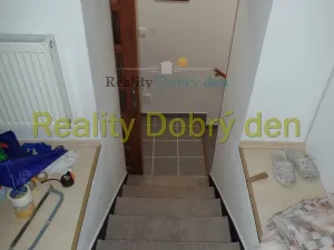 Pronájem bytu 2+kk, Opava, Hozovo nábřeží, 81 m2
